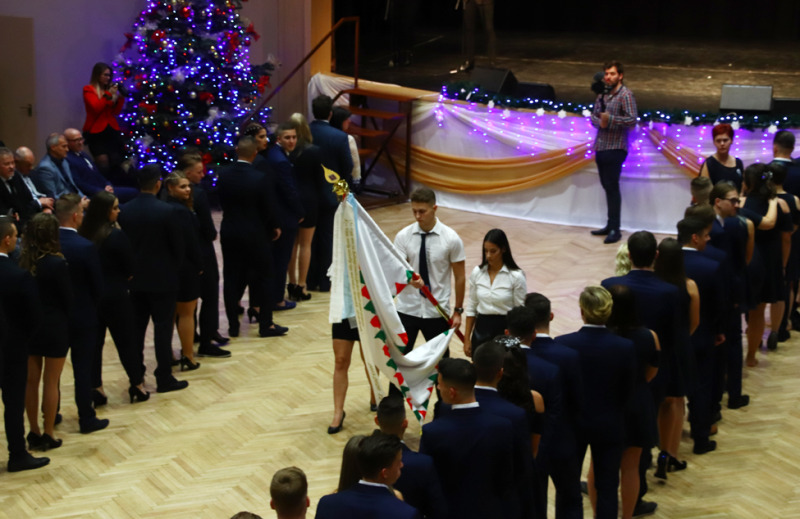 Szalagavató Bál a CSILI Művelődési Központban 2019. december 20-án